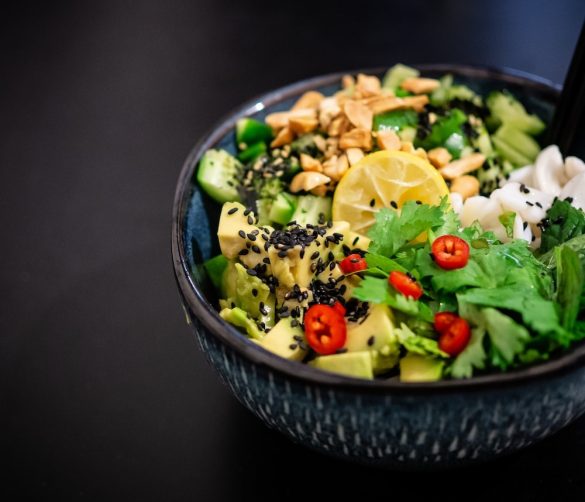 Tuna poke bowl